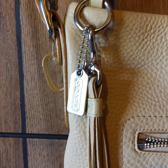 Coach Cross Body Purse - Picture 3 of 7